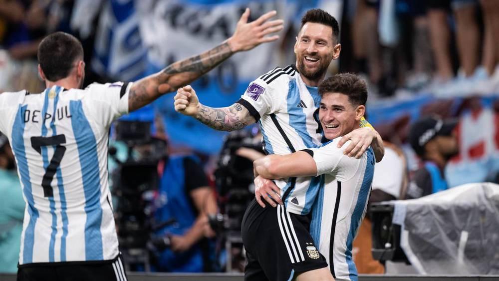 ليونيل ميسي يصبح أكثر لاعب مشاركة في المونديال بـ"26 مباراة" متجاوزا الألماني ماتيوس