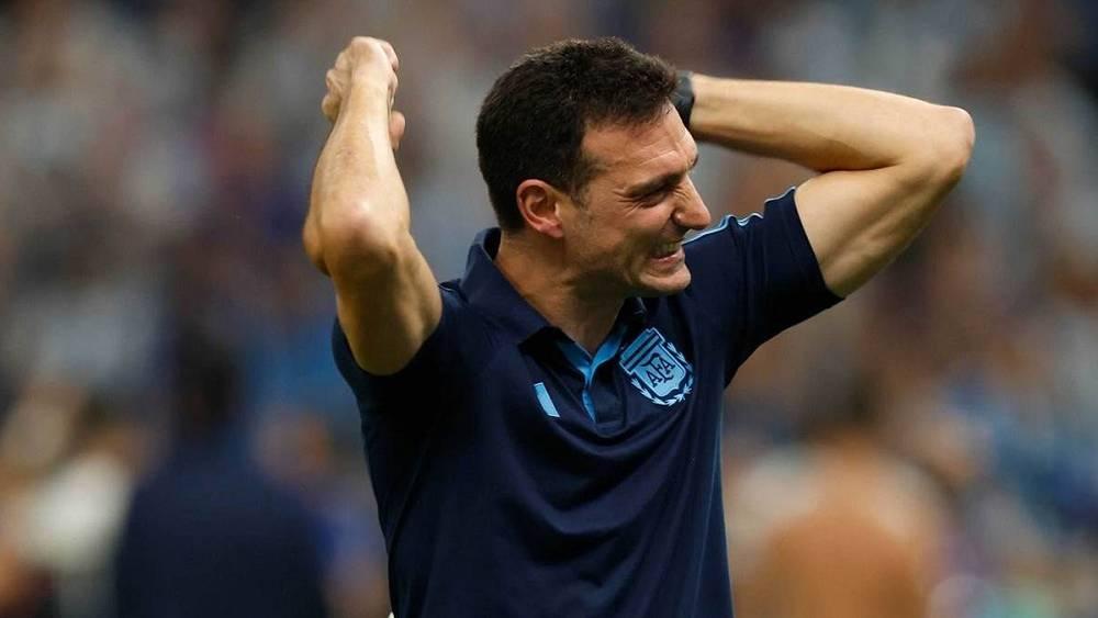 بعمر الـ44.. سكالوني يصبح ثاني أصغر مدرب أرجنتيني يفوز بكأس العالم بعد مواطنه مينوتي في 1978