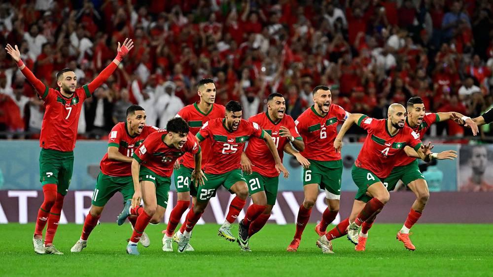 "فيفا" يصف ارتقاء المغرب بـ"الأكبر" في التصنيف العالمي للمنتخبات لسنة 2022 بعد احتلاله للمركز الـ11