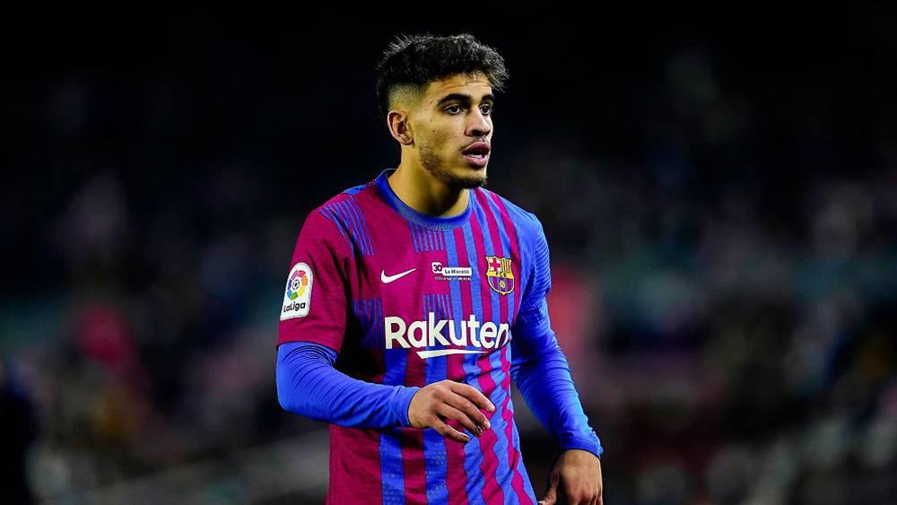 تقارير إسبانية: "برشلونة يدرس إلغاء إعارة الزلزولي إلى أوساسونا لسد الفراغ الذي سيتركه ديباي في حال مغادرته"