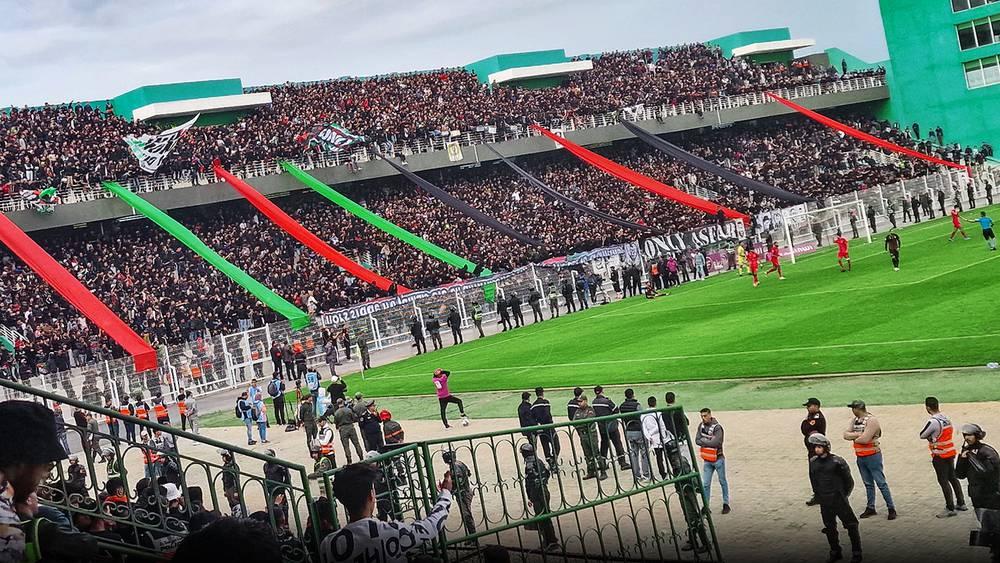 الجيش الملكي يطرح تذاكر مباراته أمام المغرب الفاسي ويُحدّد أثمنتها في 30 و100 درهمٍ