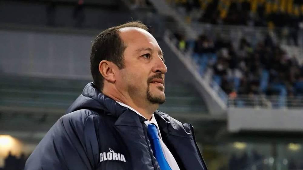 خاص/ فشل المفاوضات بين اتحاد طنجة وعبد الإله صابر وبيدرو بنعلي الأقرب للإشراف على تدريب الفريق