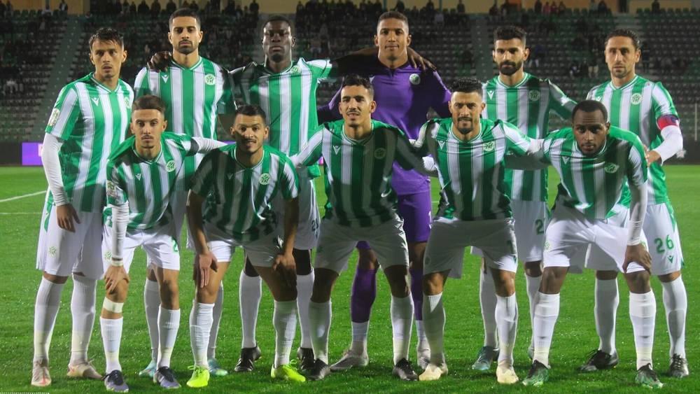 تشكيلة مولودية وجدة أمام الرجاء.. سرغات وأنور أساسيان وشراشم وكادارين في الاحتياط