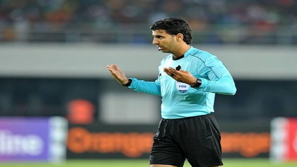 طاقم تحكيمي تونسي يقوده السالمي يُدير مباراة شبيبة القبائل والوداد بعصبة الأبطال الأفريقية