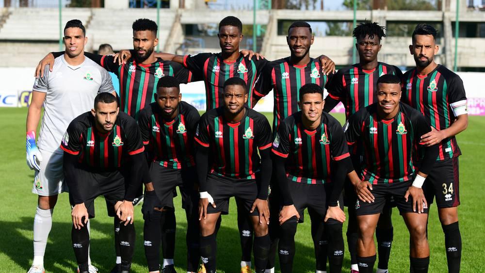 تشكيلة الجيش الملكي أمام اتحاد طنجة.. عبد الفتاح حدراف أساسي والسهد يقود خط الهجوم