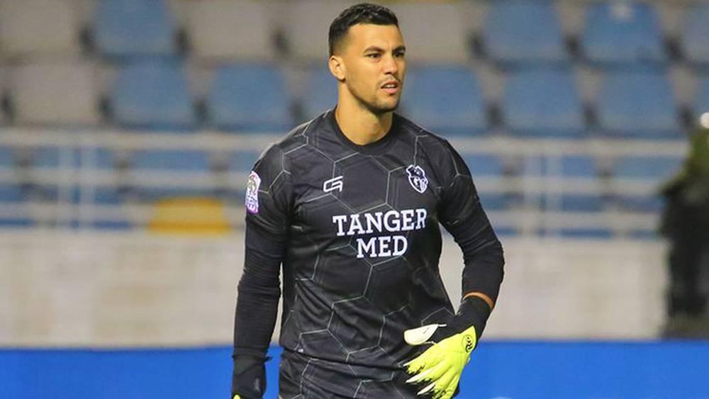 رسميًا/ اتحاد طنجة يعلن فسخ عقد الحارس عيسى السيودي