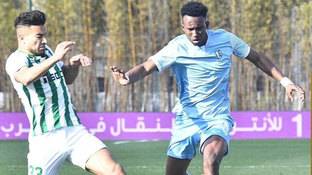 البطولة الاحترافية/ الاتحاد الرياضي التوركي يقلب تأخره أمام الدفاع الجديدي لانتصار (2-1)