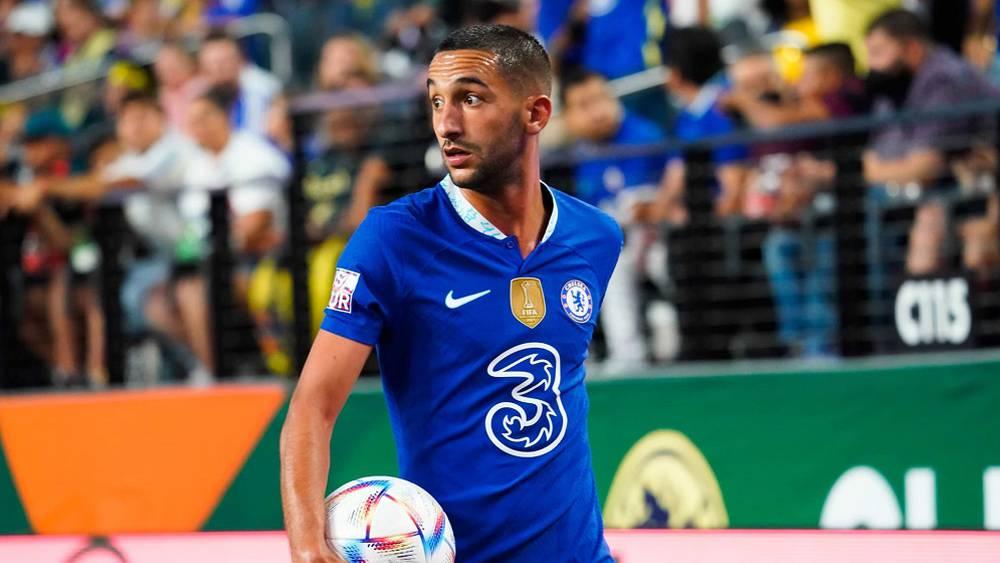 "ليكيب": "زياش يحاول إقناع تشيلسي بالسماح له بالرحيل صوب باريس سان جيرمان قبل انتهاء الميركاتو"