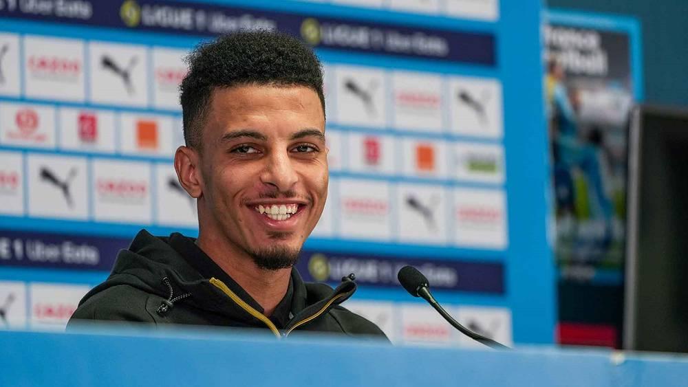 أوناحي: "كانت هناك مفاوضات مع أندية إيطالية وإنجليزية لكنني اخترت مارسيليا لأنه أكبر فريق في فرنسا"