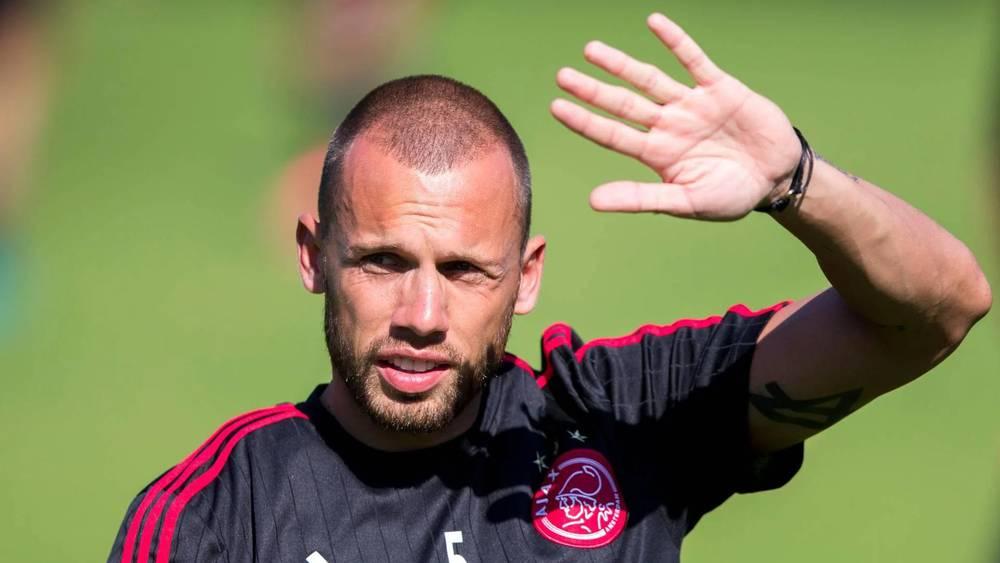 رسميا/ هيتينجا يقود أياكس الهولندي حتى نهاية الموسم الحالي