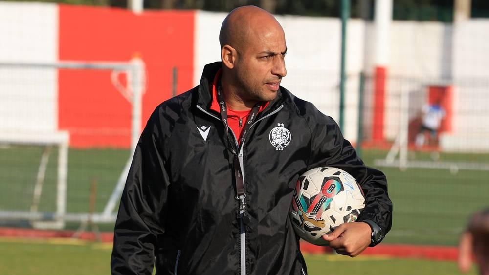 التشكيلة الرسمية للوداد أمام المغرب التطواني.. أبو الفتح ولامكيل أساسيان وبن عيادة والمترجي في الاحتياط