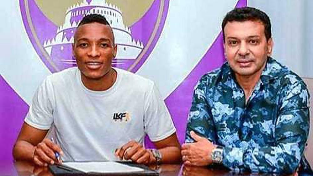 رسميا/ العين الإماراتي يجدد عقد هدافه لابا كودجو