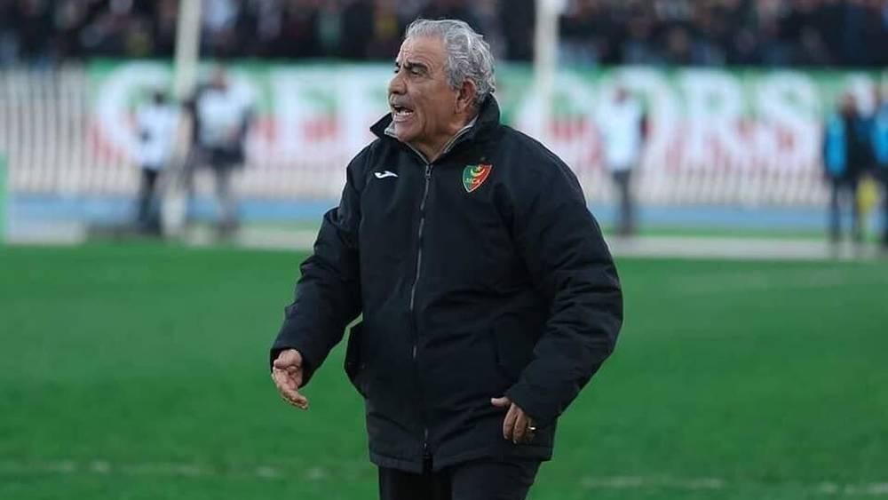 رسميا/ مولودية الجزائر تنفصل عن المدرب التونسي فوزي البنزرتي