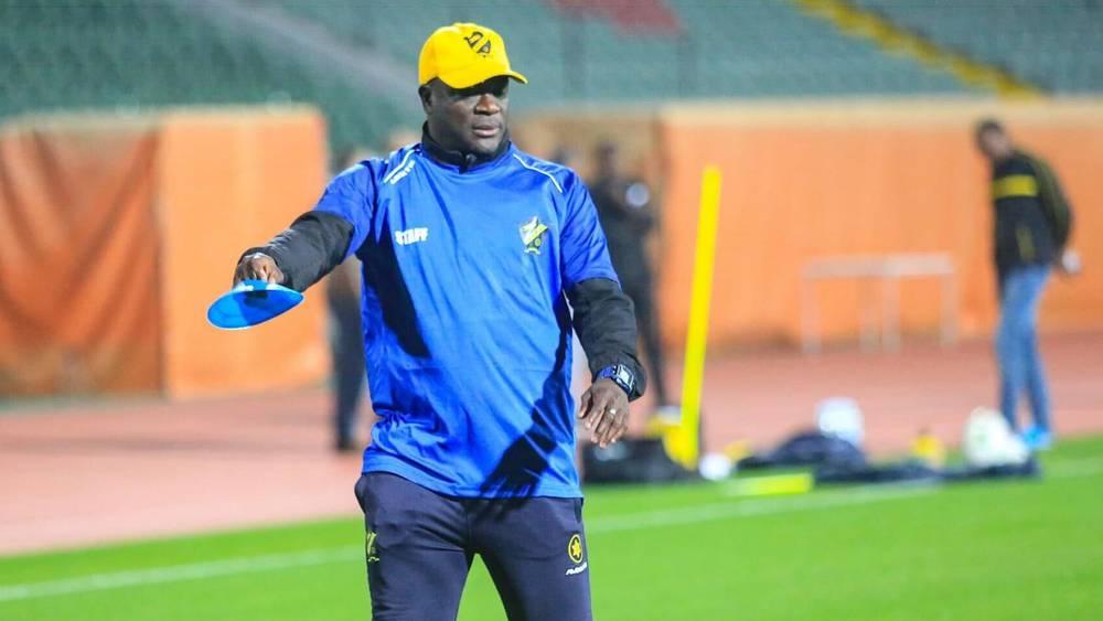 مدرب أسكو دي كارا: "واجهنا خصما قويا ومنسجما ولعبنا أمام جمهور وضعنا تحت الضغط وعرف كيف يساند فريقه"