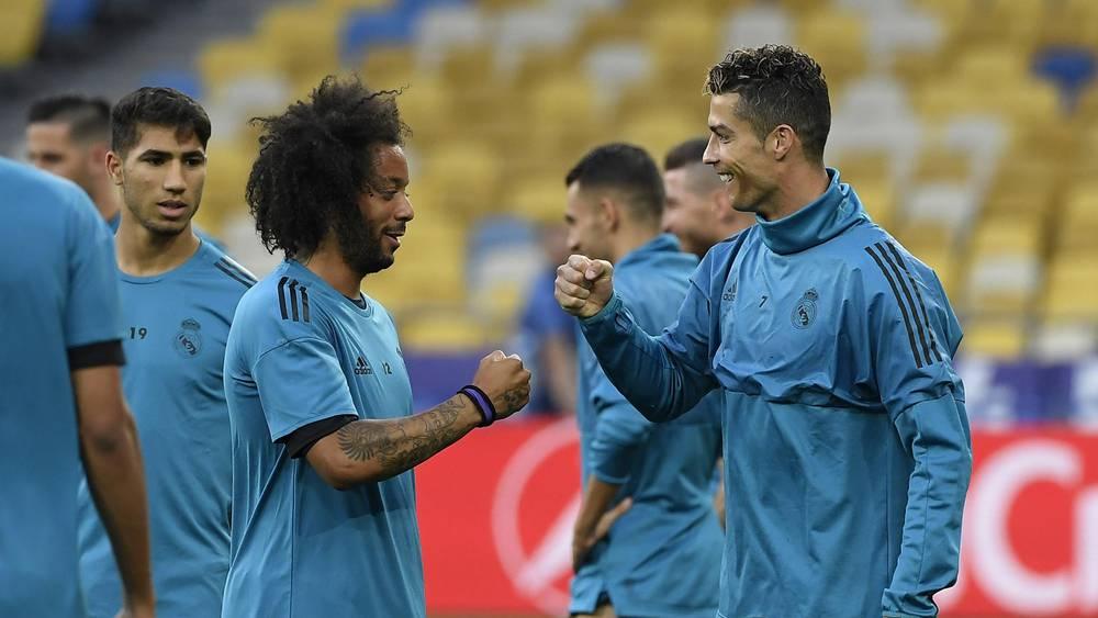 هل سينتقل مارسيلو إلى النصر السعودي للعب مع كريستيانو من جديد؟