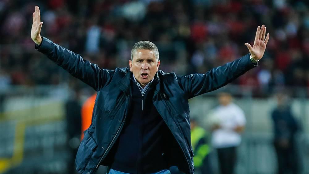 أرقام غاريدو في تجربته السابقة رفقة الوداد.. قاد الفريق في 7 مباريات وفاز في 3 مواجهات مقابل هزيمتين وتعادلين