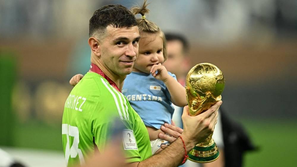 جوائز "The Best"/ مارتينيز أفضل حارس في العالم لعام 2022