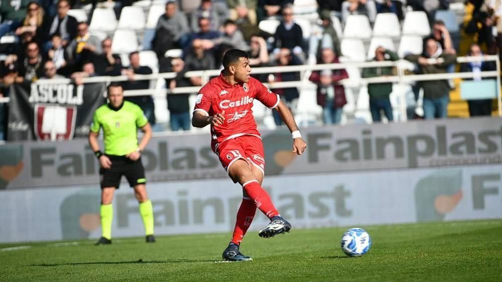 شديرة يسجل هدفه الشخصي الـ15 رفقة باري ويقوده للفوز على أسكولي (1-0)