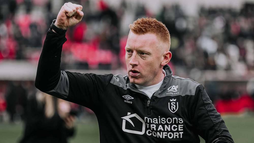 مدرب ريمس (31 سنة) يجبر فريقه على دفع غرامة 25 ألف يورو في كل مباراة يقودها لعدم حصوله على رخصة تدريب!