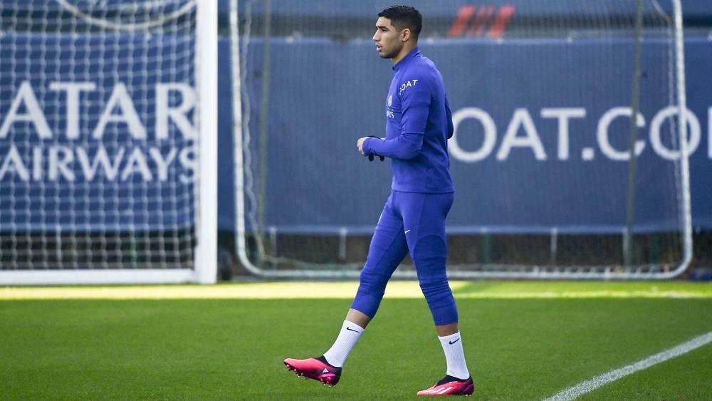 حكيمي يواصل برنامج التعافي ومشاركته في مباراة سان جيرمان وستاد رين مستبعدة