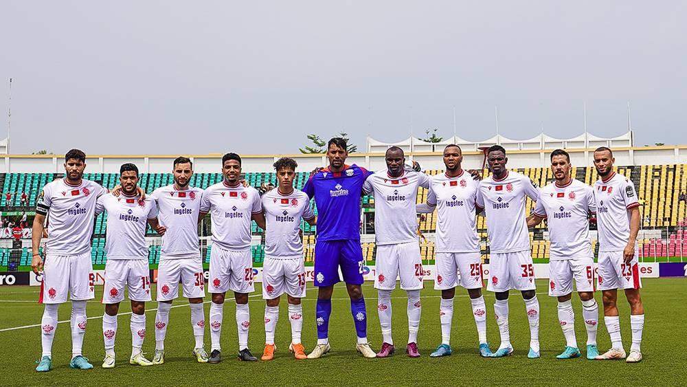 خاص/ عُطب في "رادار" الطائرة يُحوِّل وجهة رحلة الوداد إلى الغابون ولحظات عصيبة عاشها أفراد البعثة