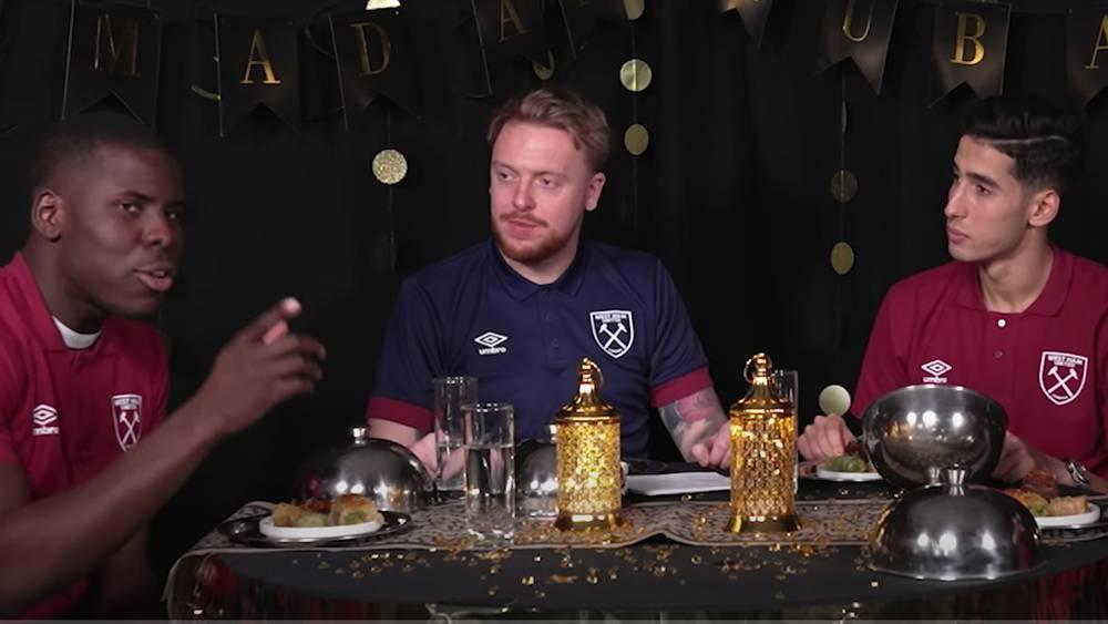 أكرد وزوما يشرحان لزميلهما في وست هام داونز و"يوتوبر" إنجليزي تفاصيل وطقوس صوم شهر رمضان الكريم