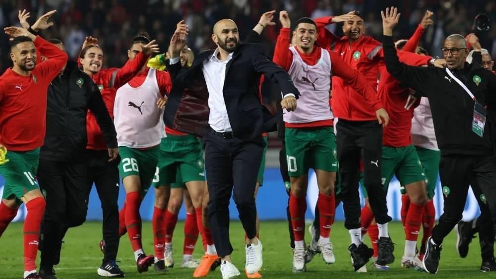 الركراكي: "انتصرنا على البرازيل للمرة الأولى وبحثنا عن الفوز اليوم من أجل قول 'شكرا' للشعب المغربي"