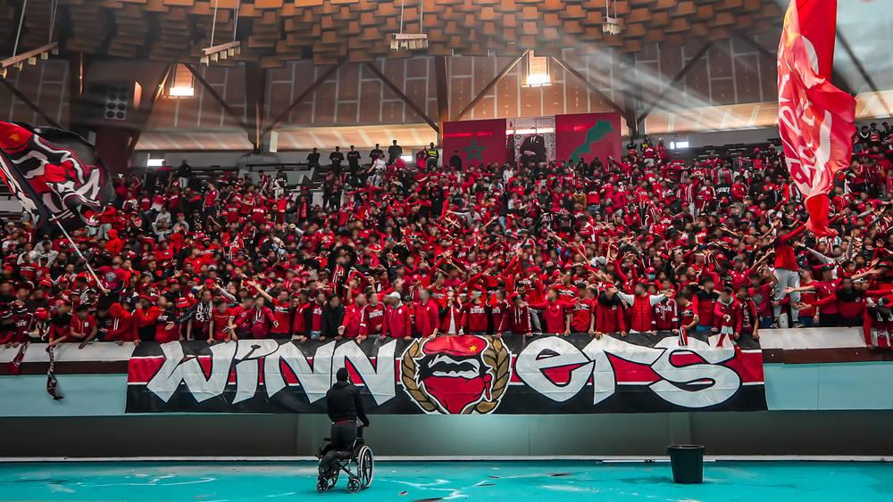 فصيل "وينرز" يتبرأ من الأحداث الأخيرة التي تشهدها بعض أحياء الدار البيضاء ويدعو أعضاء المجموعة  لاستغلال الشهر الكريم في التقرب من الله