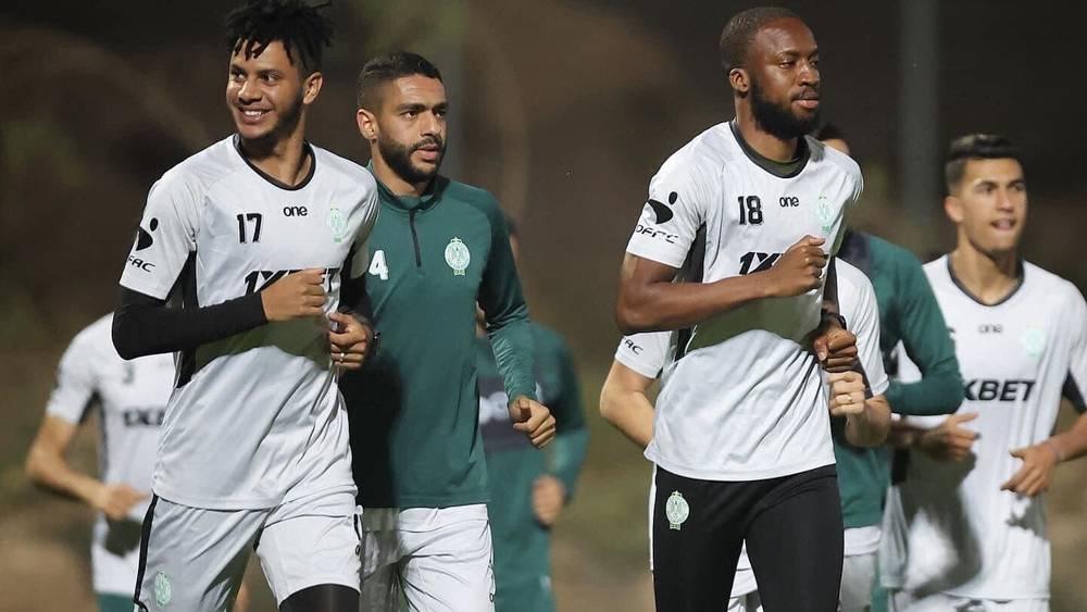 قائمة الرجاء لمواجهة الحسنية تعرف عودة الزرهوني أهولو وبولكسوت واستدعاء كامارا والعراسي ولبيب