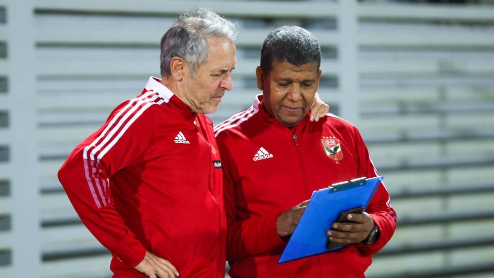 مدرب الأهلي يعيد شريط مباريات الرجاء الأخيرة لدراسة نقاط قوته وضعفه