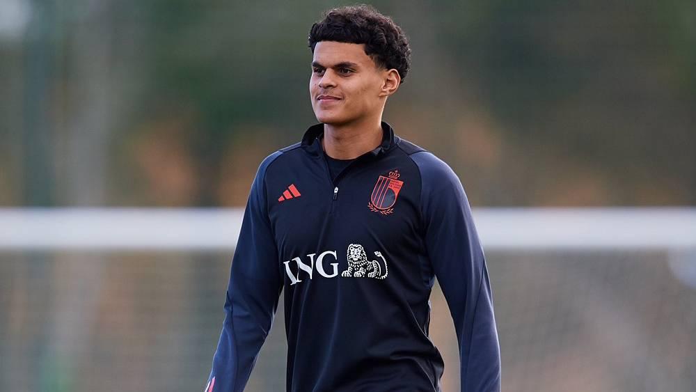 العزاوزي: "سعيد باختياري تمثيل المغرب.. أنا معجب بصديقي الخنوس وأريد أن أسير على خطاه"