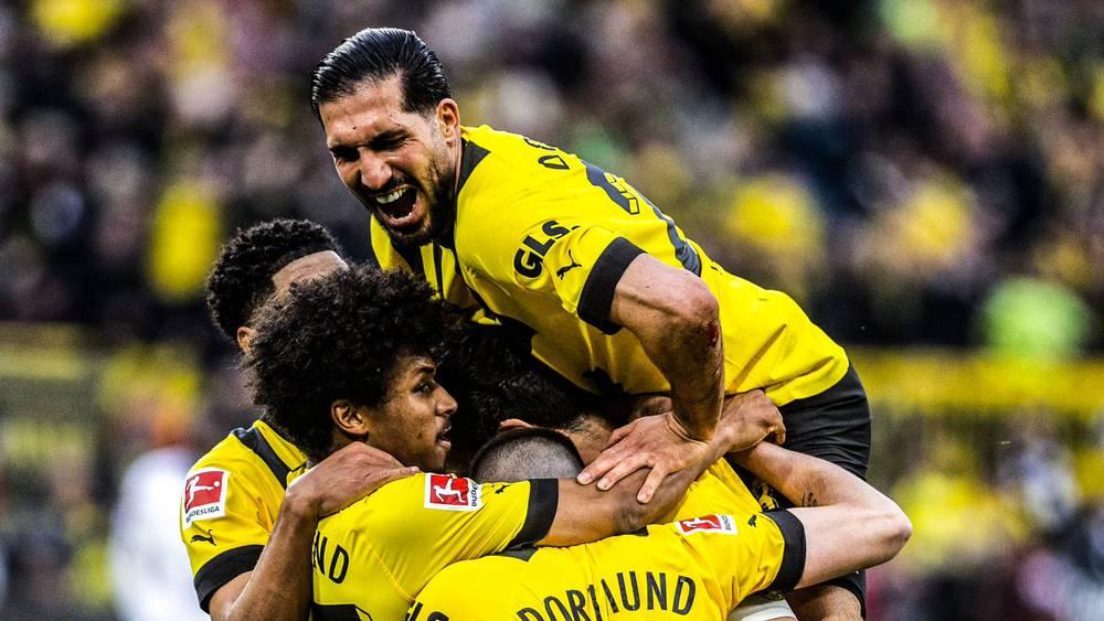 دورتموند يضرب بقوة ويقتنص صدارة "البوندسليغا" من بايرن ميونخ