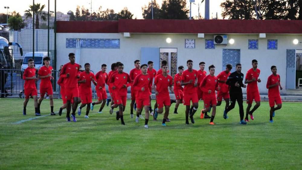 المنتخب المغربي تحت 17 سنة يخوض أول حصة تدريبية بالجزائر تأهباً للمشاركة في كأس أفريقيا