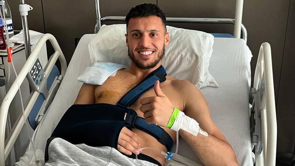 أملاح يخضع لعملية جراحية ناجحة على مستوى الكتف