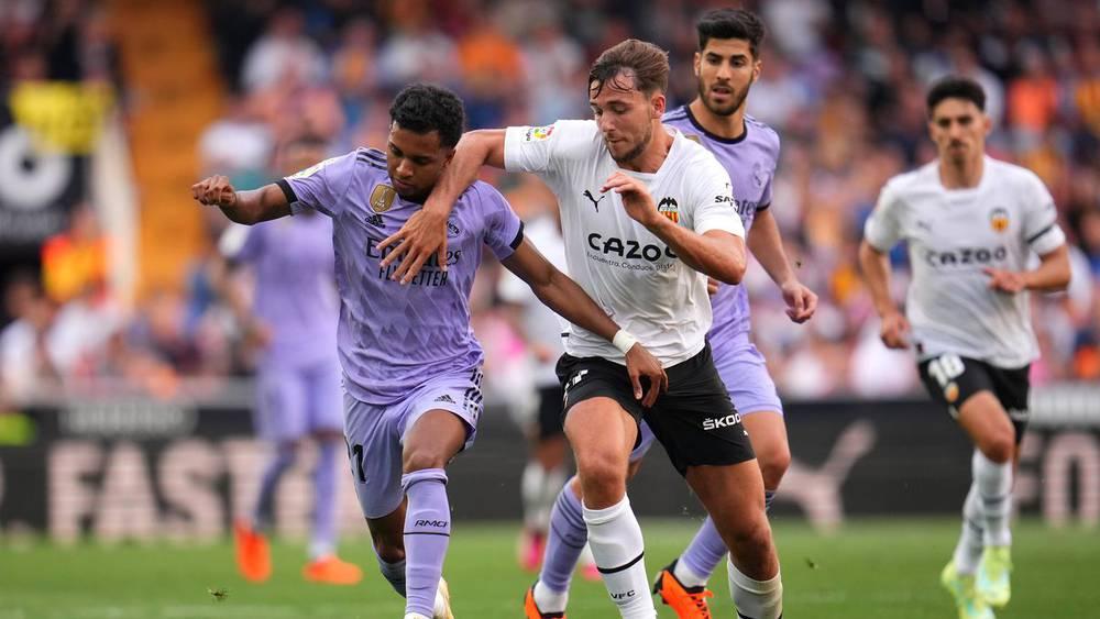 فالنسيا يعمق جراح ريال مدريد في الدوري الإسباني