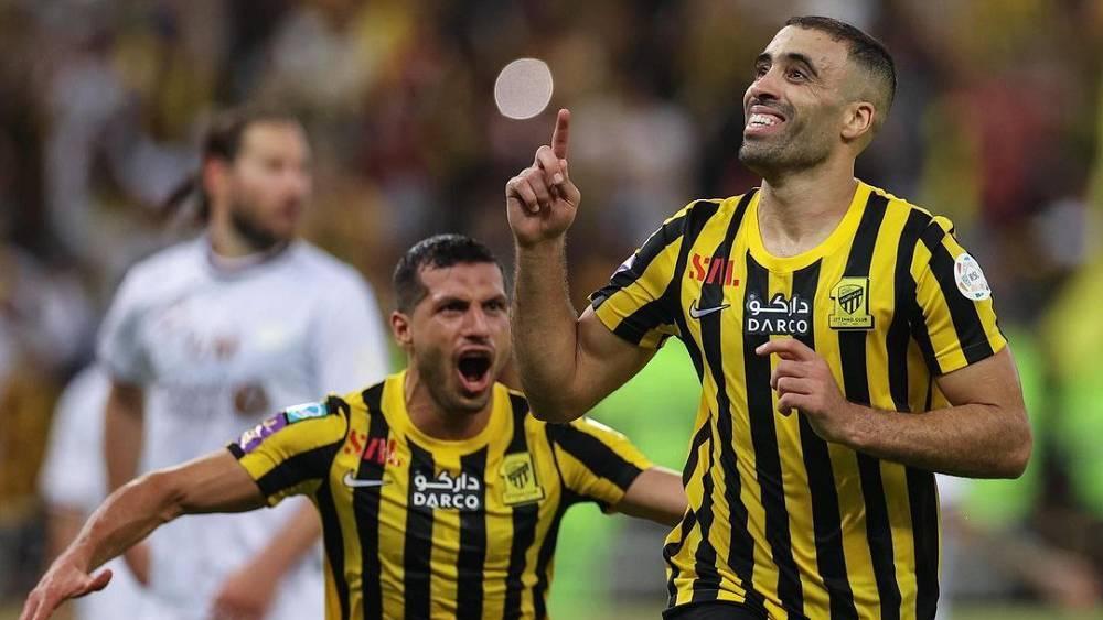 حمد الله يتوج رفقة الاتحاد بدوري روشن السعودي بعد الفوز على الفيحاء (3-0)