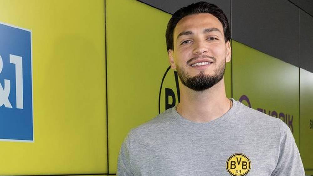 رسميا/ دورتموند يبرم أولى صفقاته الصيفية بضم الجزائري بن سبعيني