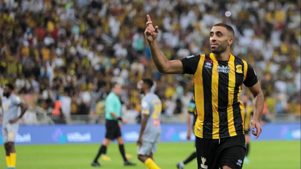 تقارير/ حمد الله لا يوجد ضمن الأسماء المطروحة على طاولة الأهلي السعودي