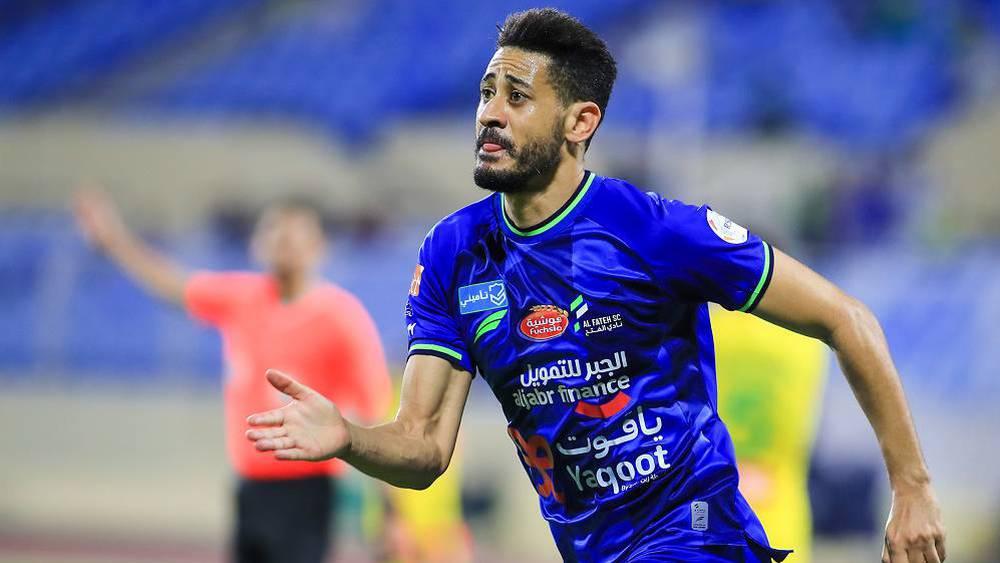 باتنا في التشكيلة المثالية لدوري روشن السعودي مُقابل غياب حمد الله ورونالدو