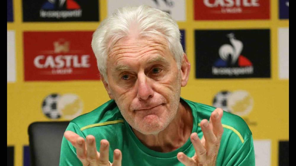 بروس (مدرب جنوب أفريقيا): "علينا أن نُلحق الضرر قليلاً بالمنتخب المغربي الذي أعتبره الأفضل في أفريقيا حالياً"