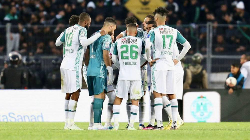 قائمة الرجاء لمباراة مولودية وجدة تشهد عودة حركاس واستمرار غياب أهولو والهبطي