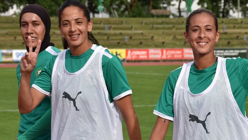 لاعبات المنتخب المغربي النسوي: "هدفنا بلوغ أقصى نقطة في المونديال وتكرار إنجاز منتخبنا الوطني في قطر"