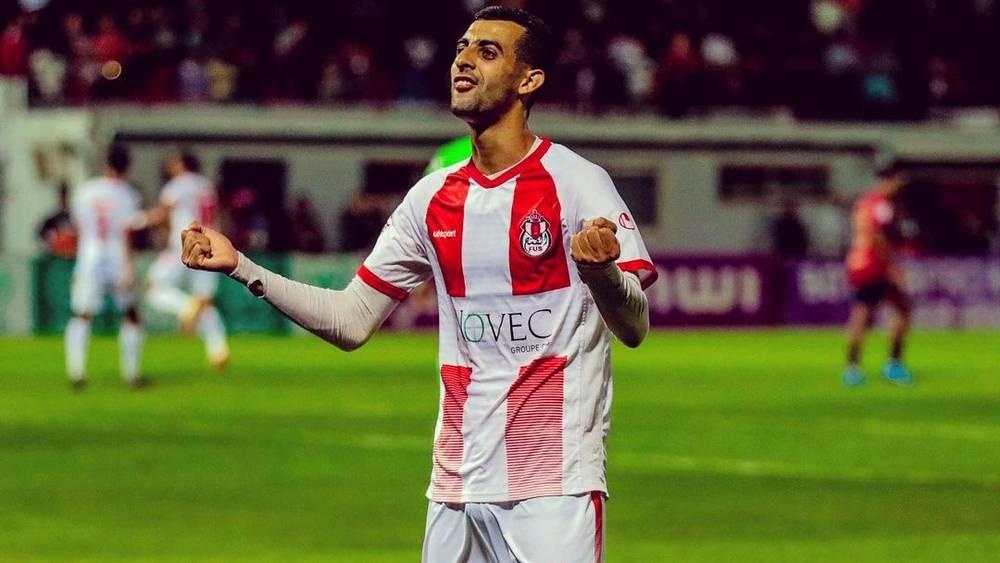 الرجاء يقترب من حسم تعاقده مع يوسف بلعمري والمفاوضات بين الطرفين تصل لمراحل متقدمة