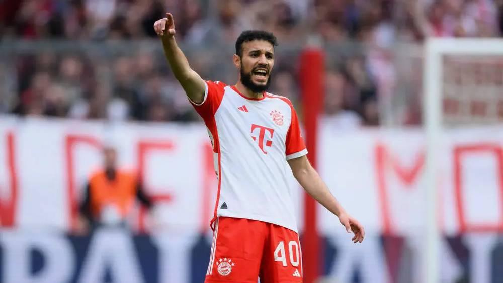 توخيل: "لدينا الكثير من اللاعبين في مركز الظهير الأيمن ومزراوي مدافع أيمن جيد جدًا ويعبر أحيانًا عن رأيه لكن هذا جيد"