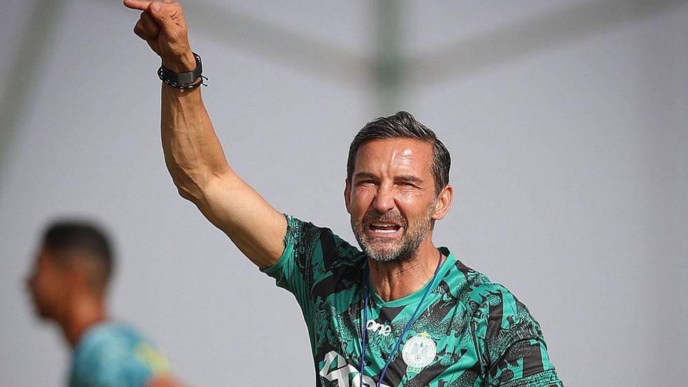 بحضور الوافدين الجدد وبعض العائدين من الإعارة.. زينباور يستدعي 30 لاعبا لمواجهة السد الودية