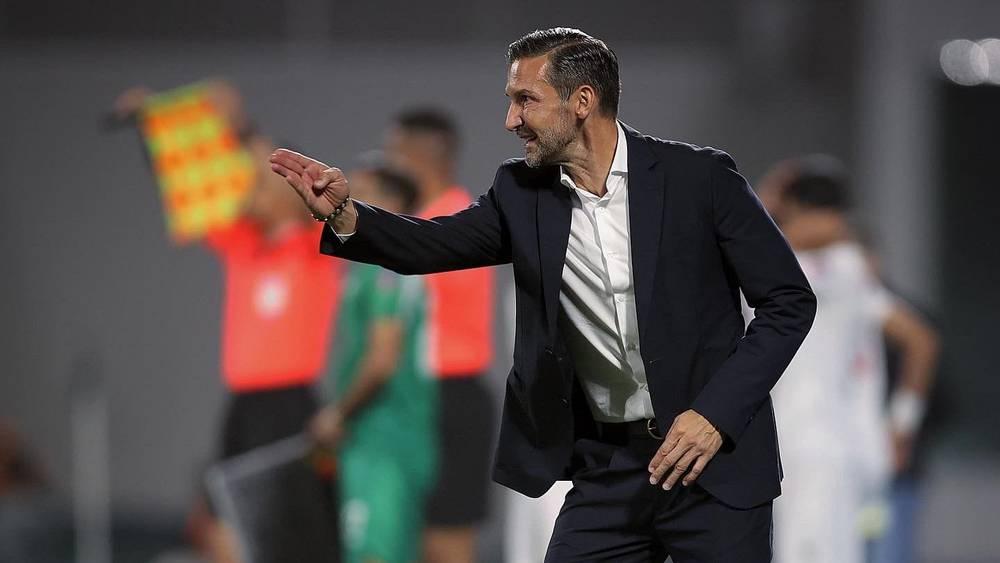 زينباور: "تراجع لاعبي الرجاء للخلف بعد الهدف الثاني شيء عادي للحفاظ على طراوتهم البدنية"