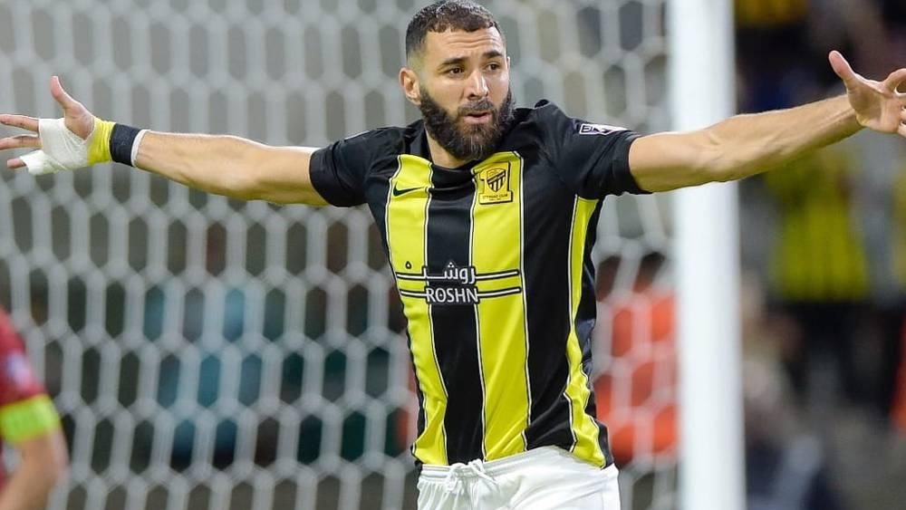 البطولة العربية/ الاتحاد بـ"العلامة الكاملة" بفوزه على الشرطة والأخير يرافقه للربع مستغلا تعادل الصفاقسي والترجي