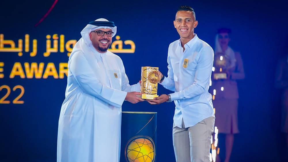 بعد حصده لـ3 جوائز وتسجيل 23 هدفا في 68 مباراة ..رحيمي يواصل تألقه مع العين بتحقيق أرقام قياسية