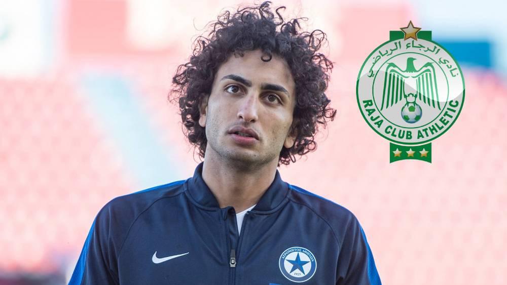 عمرو وردة يُوقّع على عقد انضمامه إلى الرجاء وتقديمه كلاعب جديد مساء اليوم