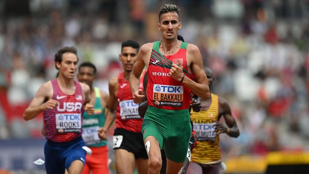 البقالي: "أنا في أتم التركيز لإهداء بلدي الميدالية الثانية في بطولة العالم ولم يتبق لي سوى دعاء المغاربة"